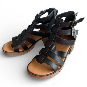 Jellypop Black Strappy Wedge Sandals 1M